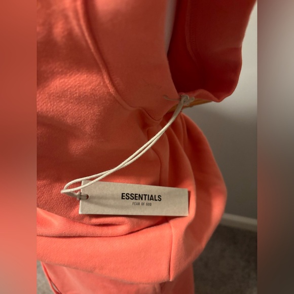 Fear of God Essentials Vest with logo NWT Small - Picture 9 of 10